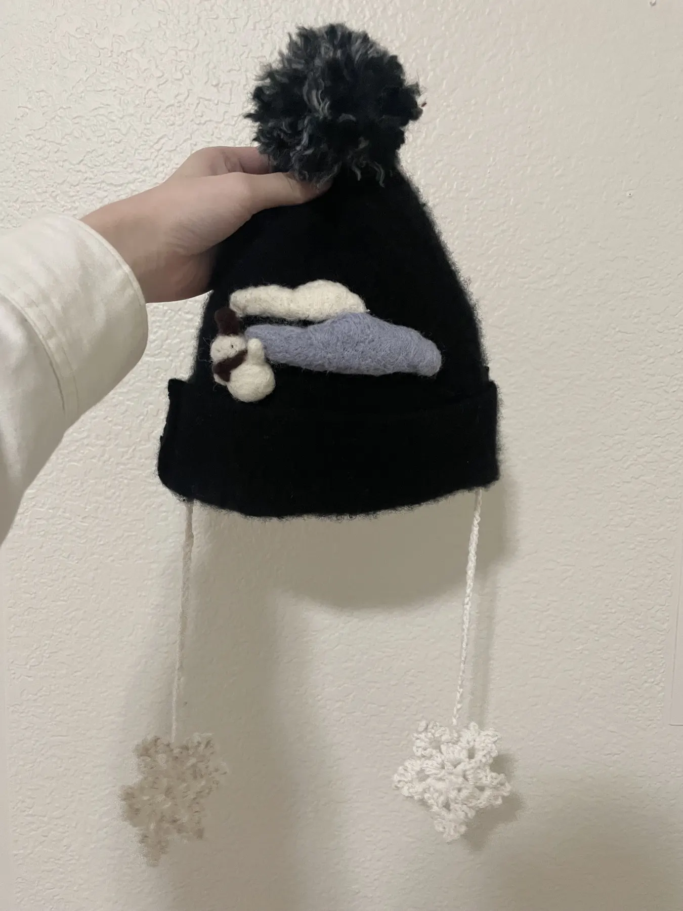 A structured hat photographed in profile.